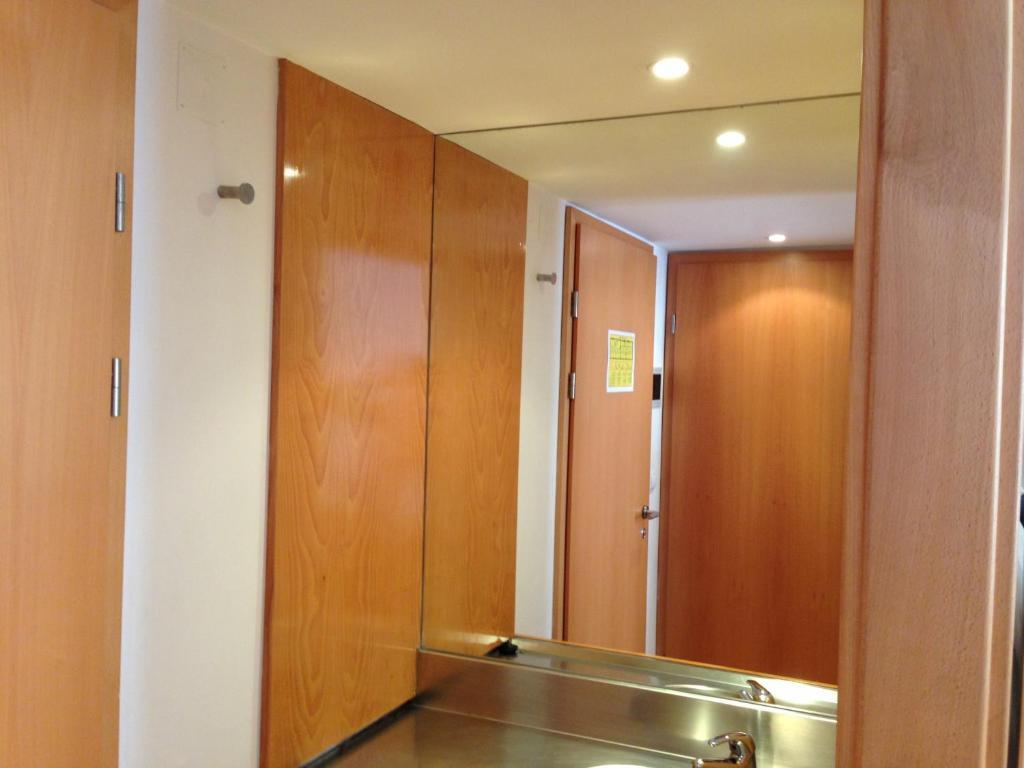 Spru Lisbon Summer Accommodation Room photo