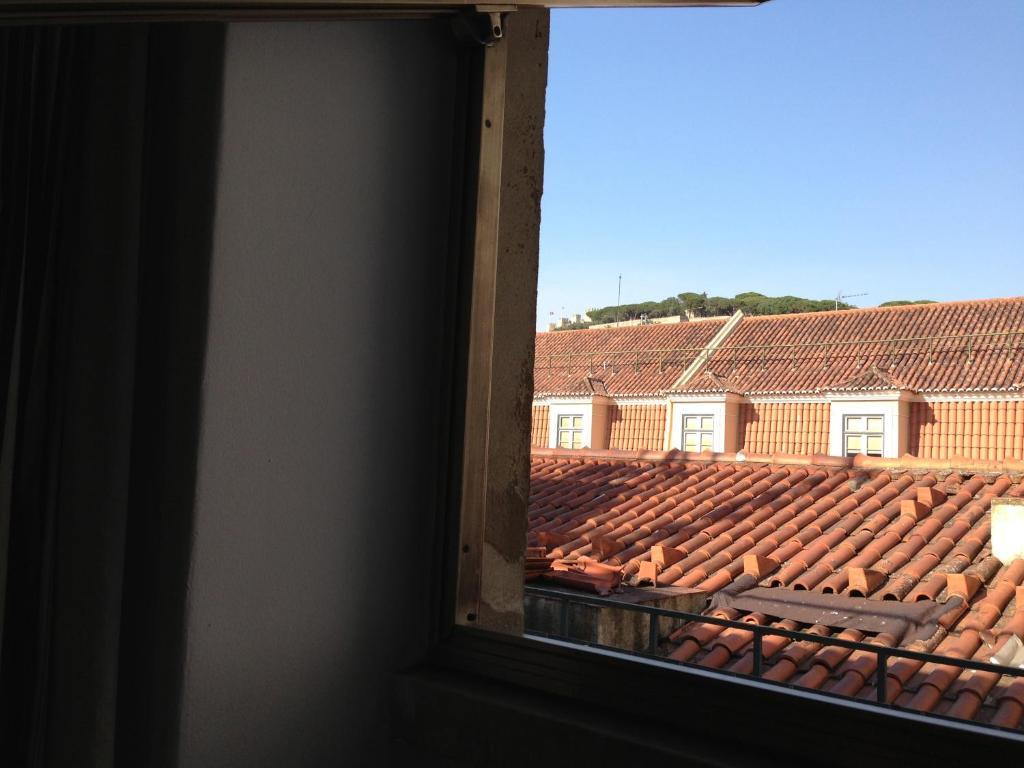 Spru Lisbon Summer Accommodation Room photo